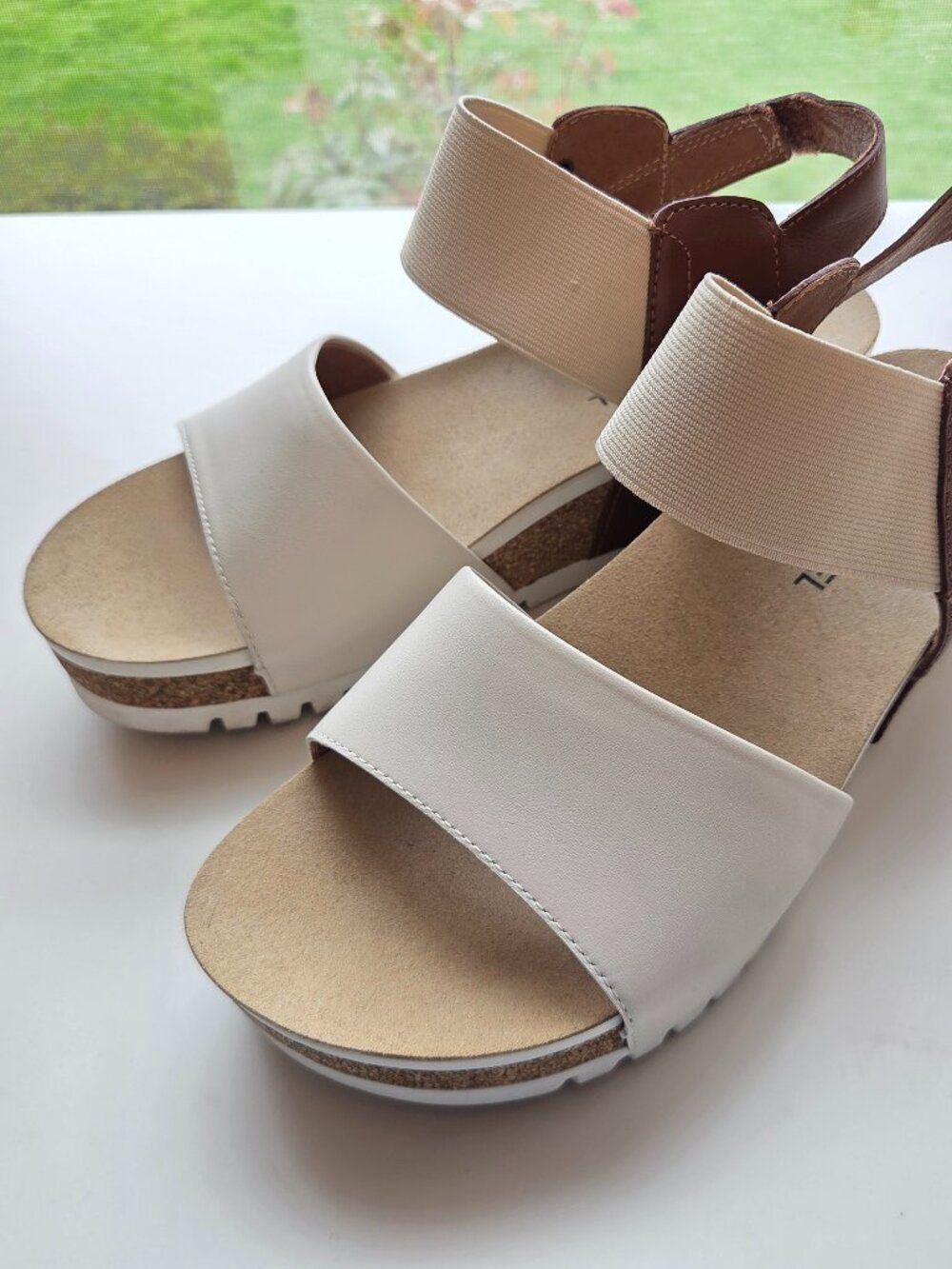Josef Seibel Quinn Sandals Size EU 37 US 6.5 White Brown Neutral Comfort Classic